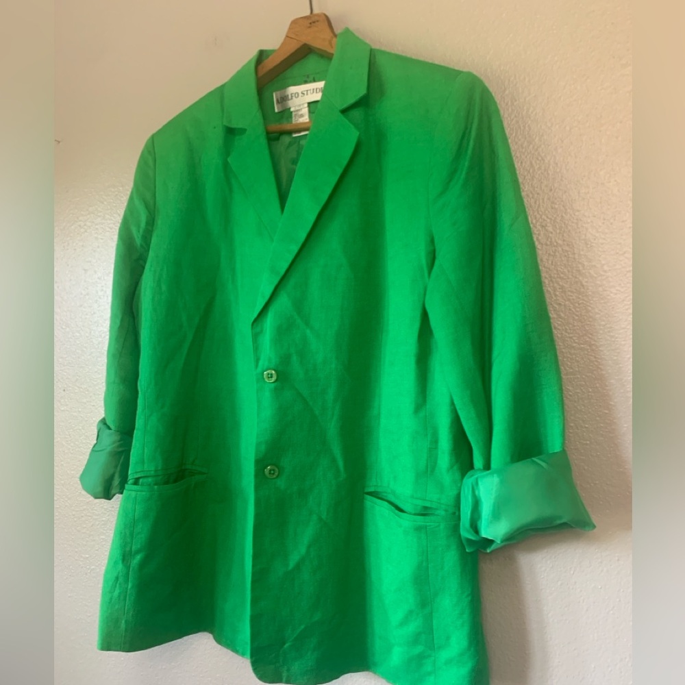 𝙶𝚛𝚎𝚎𝚗 𝙻𝚒𝚗𝚎𝚍 𝙱𝚕𝚊𝚣𝚎𝚛